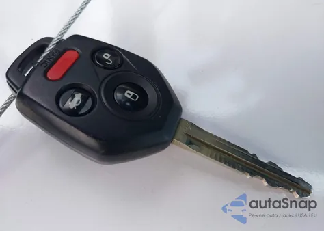 2015 Subaru Outback 2.5I Premium z USA, uszkodzony, nr VIN 4S4BSACC0F3331873